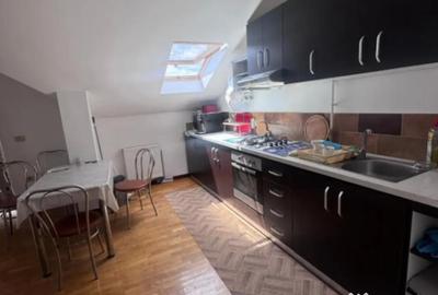 Apartament cu 3 camere decomandat în Rădăuți - 2