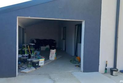 Casă cu 3 camere în Central