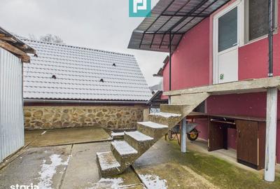 Casă cu 5 camere cu Canalizare în Central - 18