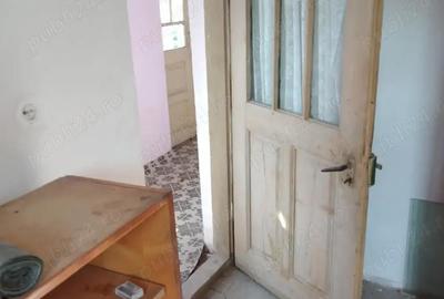 Casă cu 3 camere cu Teren 1100 Mp în Robănești - 3