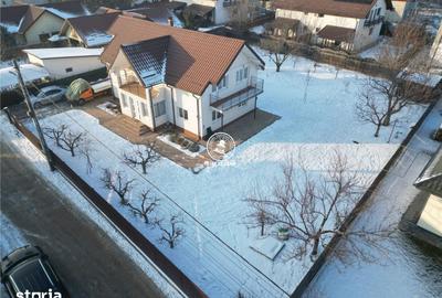 Casă cu 5 camere cu Teren 1000 Mp în Valea Lupului - 9