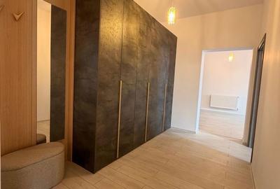 Apartament cu 2 camere decomandat în Tărlungeni - 1