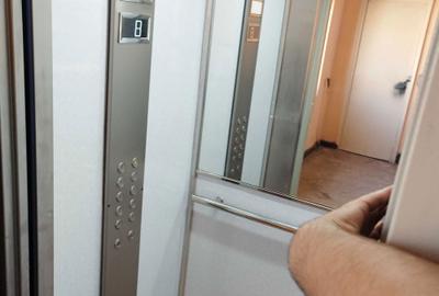 Apartament cu 2 camere decomandat în Rovine - 3
