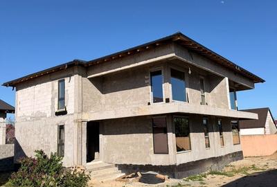 Casă cu 6 camere cu Teren 250 Mp în Palazu Mare - 6