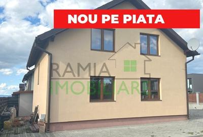 Casa spatioasa cu 2 apartamente distincte, teren 860 mp - intrare Sanpetru - 2