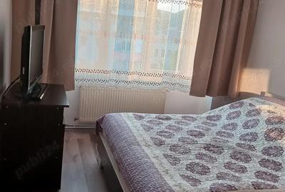 Apartament cu 4 camere semidecomandat în Beclean - 2