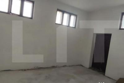 Spațiu comercial, de 200 mp, în Central - 2