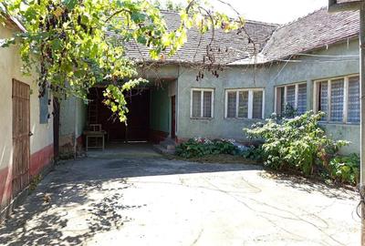 Casă individuală cu 5 camere cu Teren 1439 Mp în Iam - 7