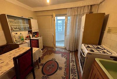 Apartament cu 3 camere decomandat în Traian - 5