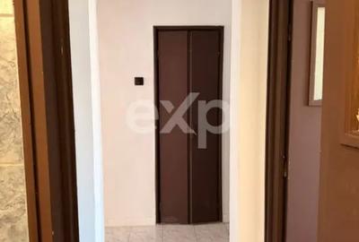 Apartament cu 3 camere decomandat în Central - 2
