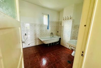 Casă individuală cu 5 camere cu Canalizare în Central - 15