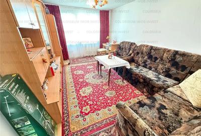 Apartament cu 2 camere decomandat în Astra