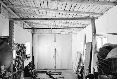 Inchiriez Spa?iu Garaj Depozit-80mp Centru Suceava - 1