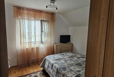 Casă cu 4 camere în Exterior Vest
