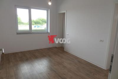 Apartament cu 3 camere decomandat în Giroc - 3