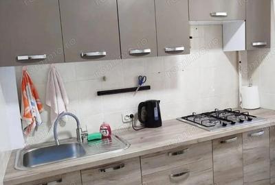 Apartament cu 3 camere decomandat în Giurgiului - 4