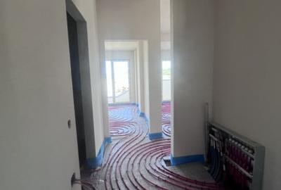 Apartament de 3 camere / Panorama  superba, 82 mp, parcare, Eroilor - 4