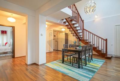 Apartament spectaculos pe doua niveluri cu priveliste catre Bucegi! Apartament spectaculos pe doua niveluri cu priveliste catre Bucegi! - 21