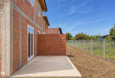 Casă cu 4 camere în Remetea Mare - 7