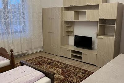 Casă cu 6 camere cu Teren 800 Mp în Central - 3