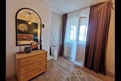 Apartament cu 2 camere decomandat în Albești