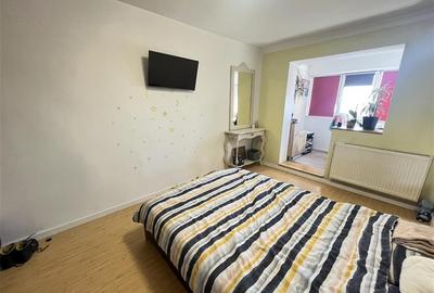 Apartament 3 camere 3 balcoane 2 bai si pivnita zona Turnisor - 5