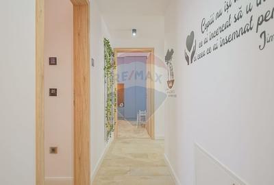 Apartament cu 4 camere decomandat, mobilat în Tractorul - 12