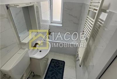 Parter inalt, str. Oituz 65, Bacau, 2 camere - 8