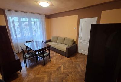 Apartament cu 2 camere decomandat în Central - 1