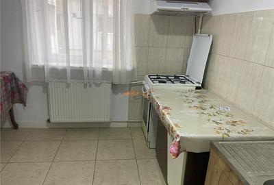 Apartament 2 camere , et 1/4 , ultracentral -Piata Moldovei - 9