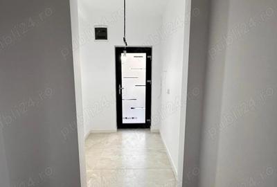 Casă cu 4 camere cu Teren 550 Mp în Central - 2