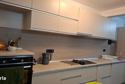 Apartament cu 3 camere în Roșu - 4