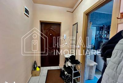 Apartament cu 3 camere decomandat în Gușterița - 3