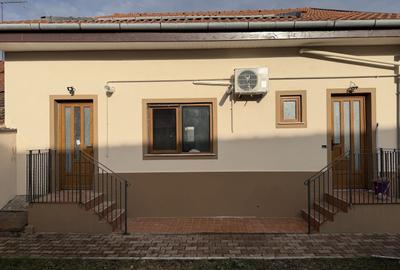 Apartament cu 4 camere decomandat în Central - 14
