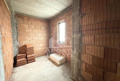 Duplex cu 4 camere, bucatarie separata, toate utilitatile, la asfalt. - 13