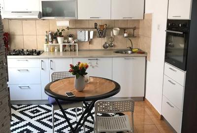 Apartament cu 3 camere decomandat în Obor - 6