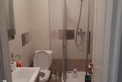 Garsonieră decomandată în Moșilor