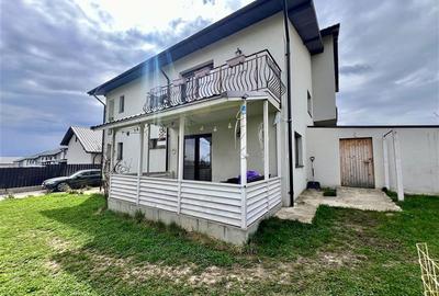 Duplex cu 4 camere cu Teren 250 Mp în Valea Adâncă - 2