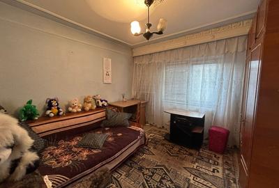 Apartament 2 camere, confort 1 decomandat, zona Calarasi 4, etaj 3. - 4