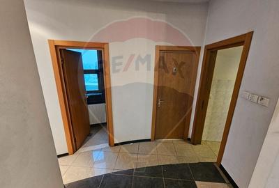 Spatiu de 134 mp la etajul 6, zona ultracentrala - 4