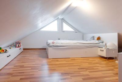 Casă individuală cu 5 camere cu Canalizare în Stupini - 13