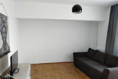 Apartament 3 camere decomandat 75 mp, zona Ciuperca