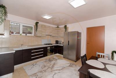 Casa spatioasa cu 6 camere si teren generos - Stefanesti - 7