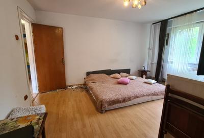 Apartament cu 2 camere semidecomandat, mobilat în Berceni - 1