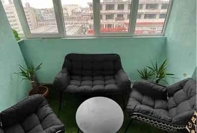 Apartament cu 3 camere decomandat, mobilat în Unirii