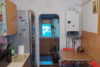 Apartament cu 2 camere decomandat în Central - 3