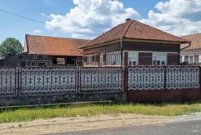 Casă cu 3 camere în Central - 10