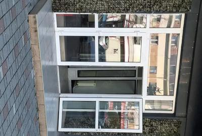 Spațiu comercial, de 20 mp, în Central - 4