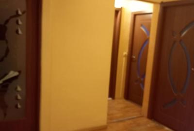 Apartament cu 3 camere decomandat în Calea Caransebeșului