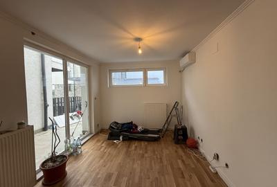 Casă cu 4 camere cu Canalizare în Tunari - 13